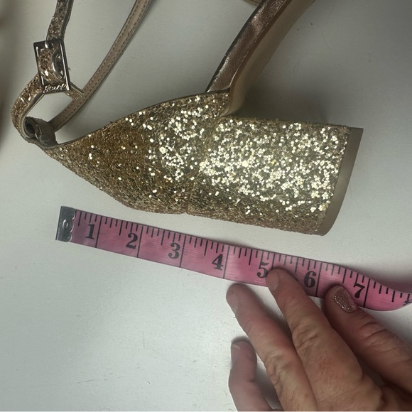 Jewel Badgley Mischka Gold Glittery Faux Jeweled Claudia Block Heeled Sandal 10 - Picture 14 of 16